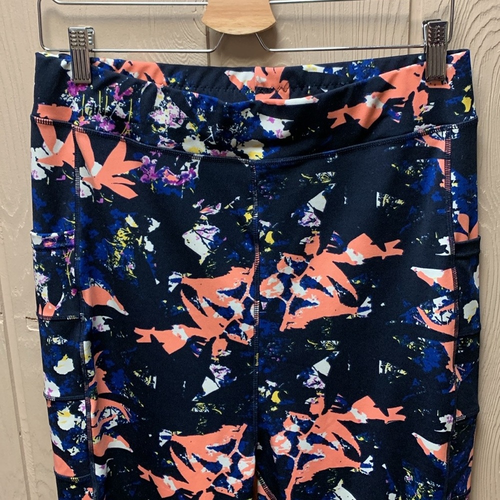 Pop Fit Leggings - Picture 7 of 7